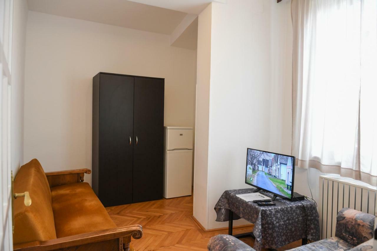 Budai Hotel Budapest Eksteriør bilde